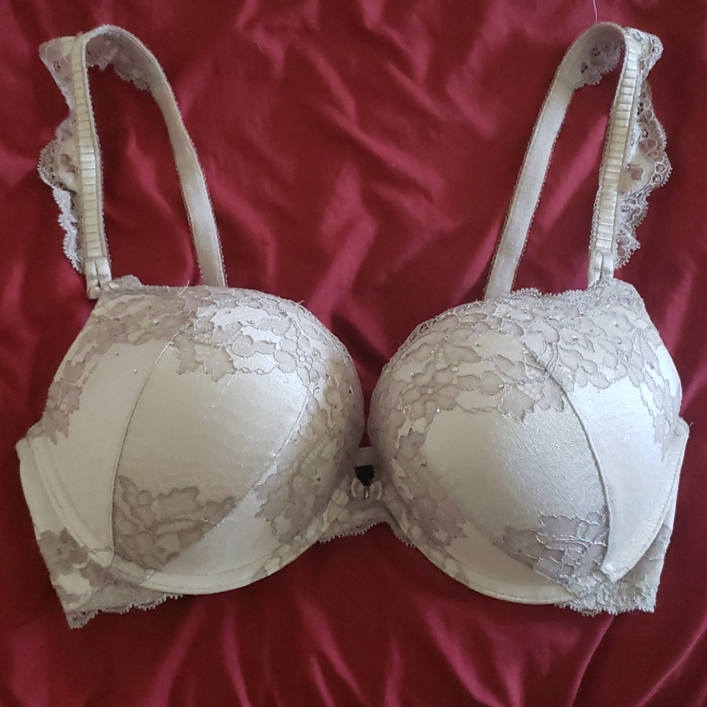 Victoria Secret Bombshell